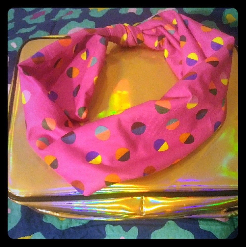 Sporty headband NWT